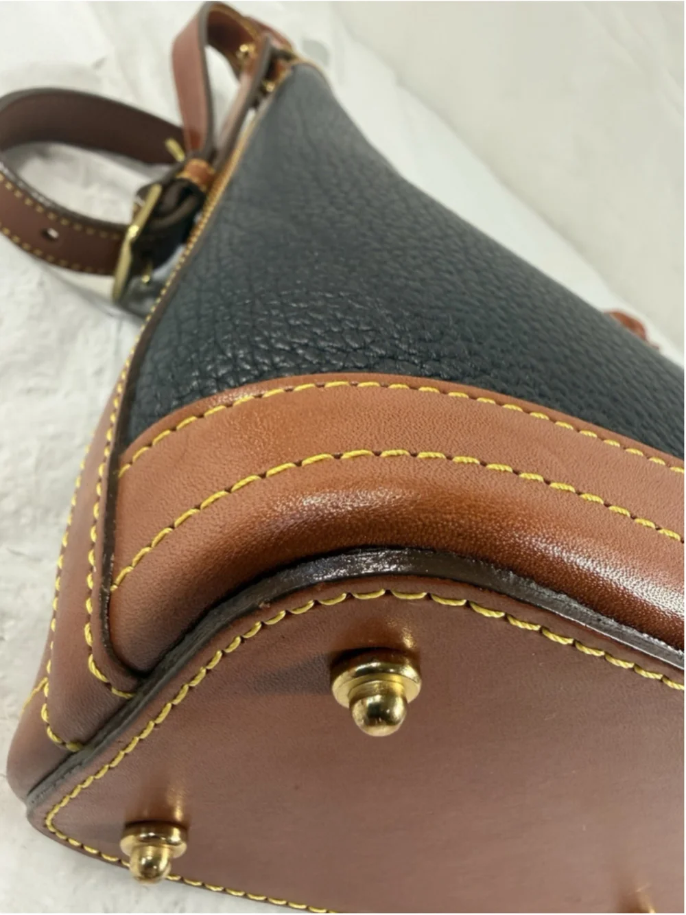 Dooney & Bourke Black Pebbled Leather small Hobo Shoulder Bag VTG Made in USA